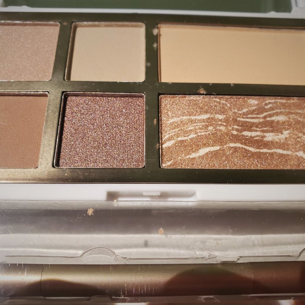 Compact & Brush set - Picture 5 of 5
